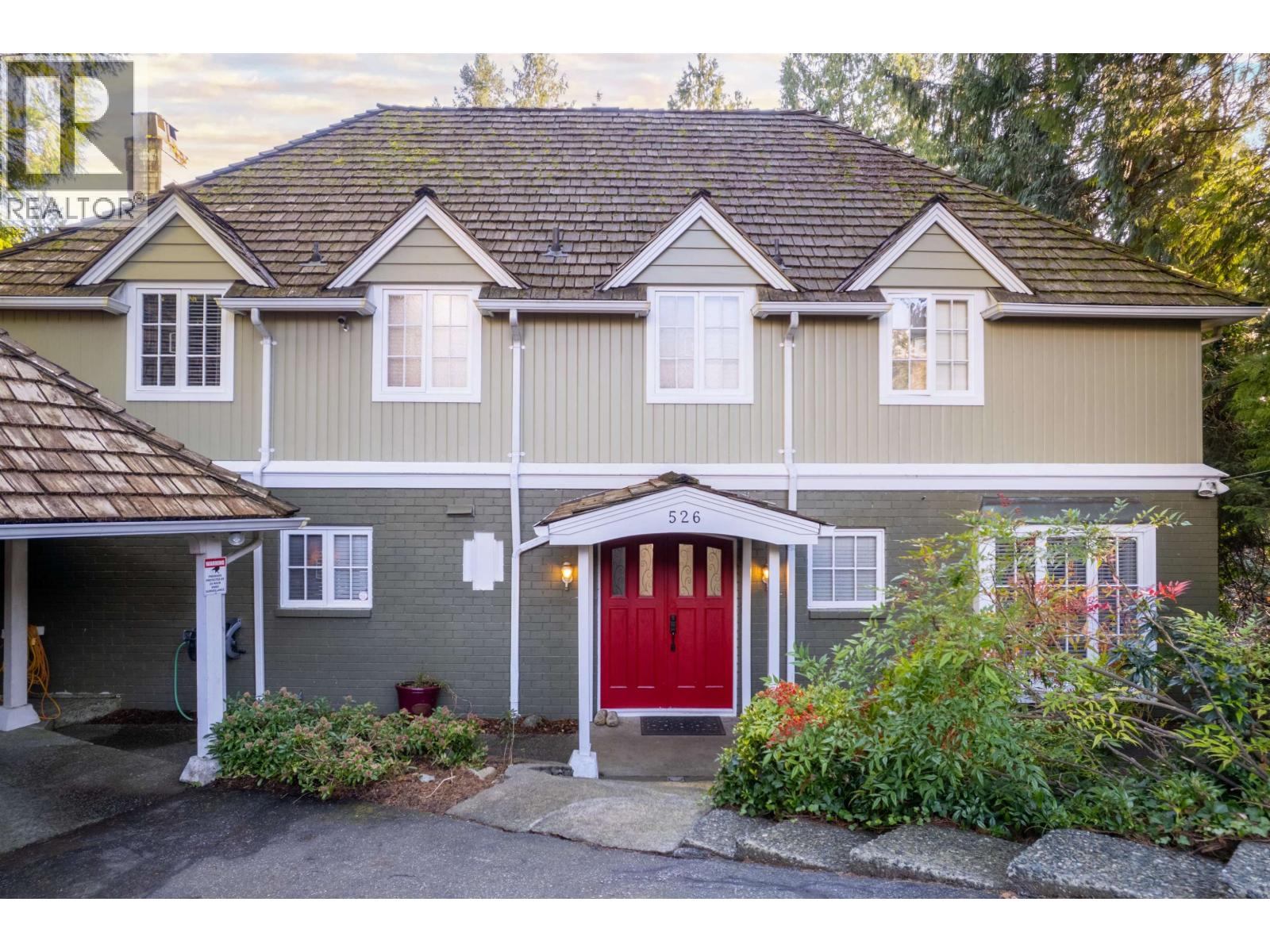 526 NEWDALE Place - main photo