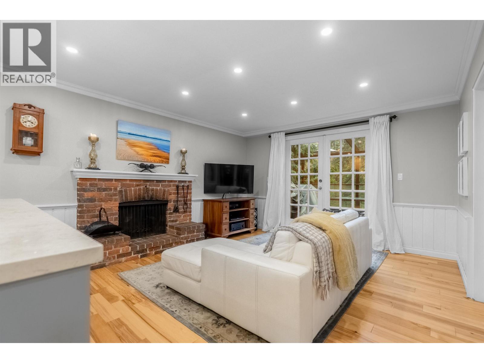 526 NEWDALE PLACE, West Vancouver