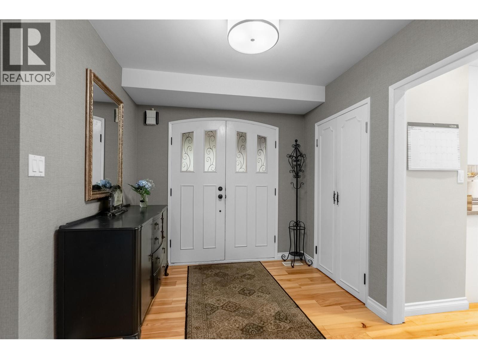 526 NEWDALE PLACE, West Vancouver