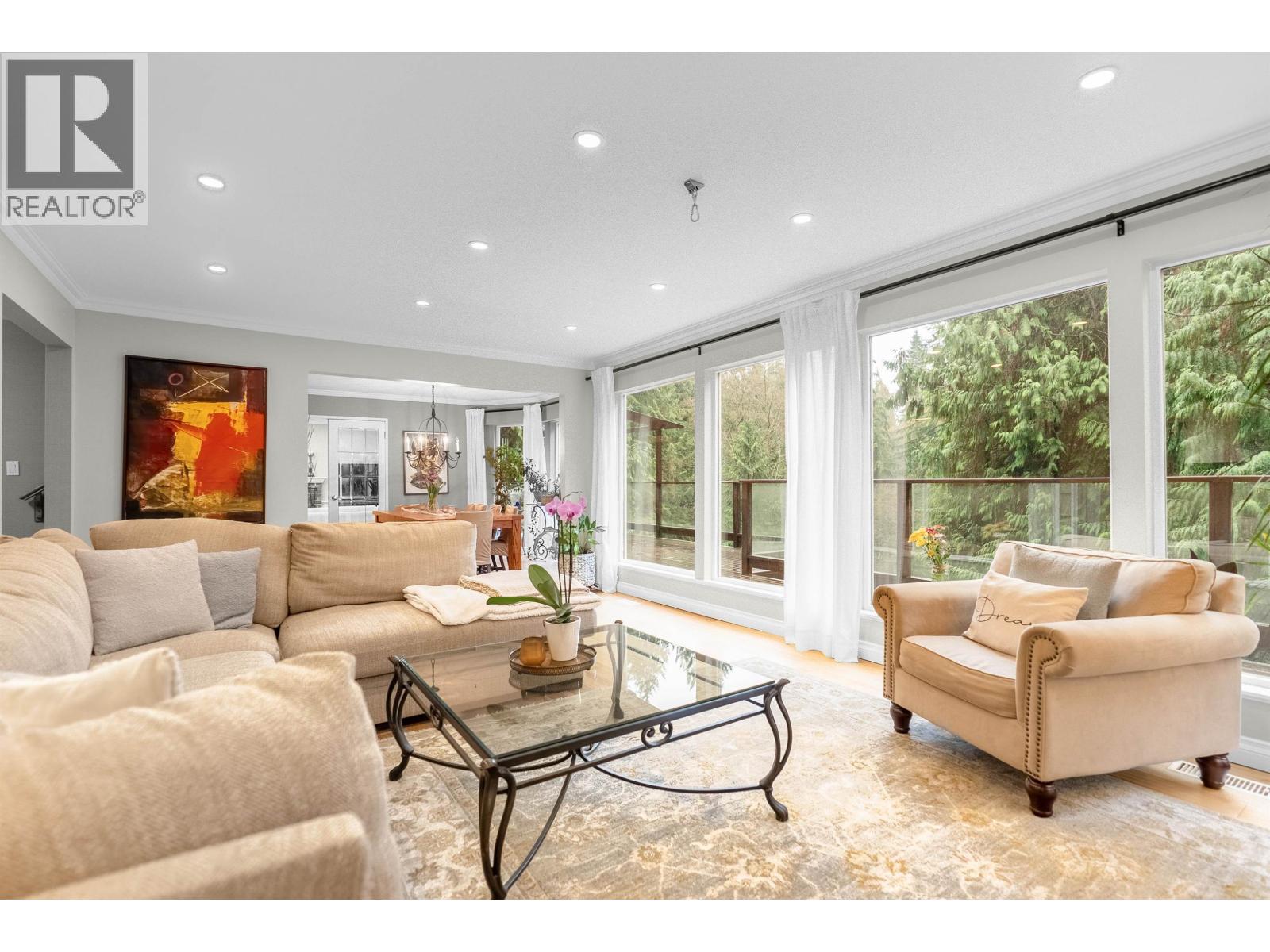 526 NEWDALE PLACE, West Vancouver