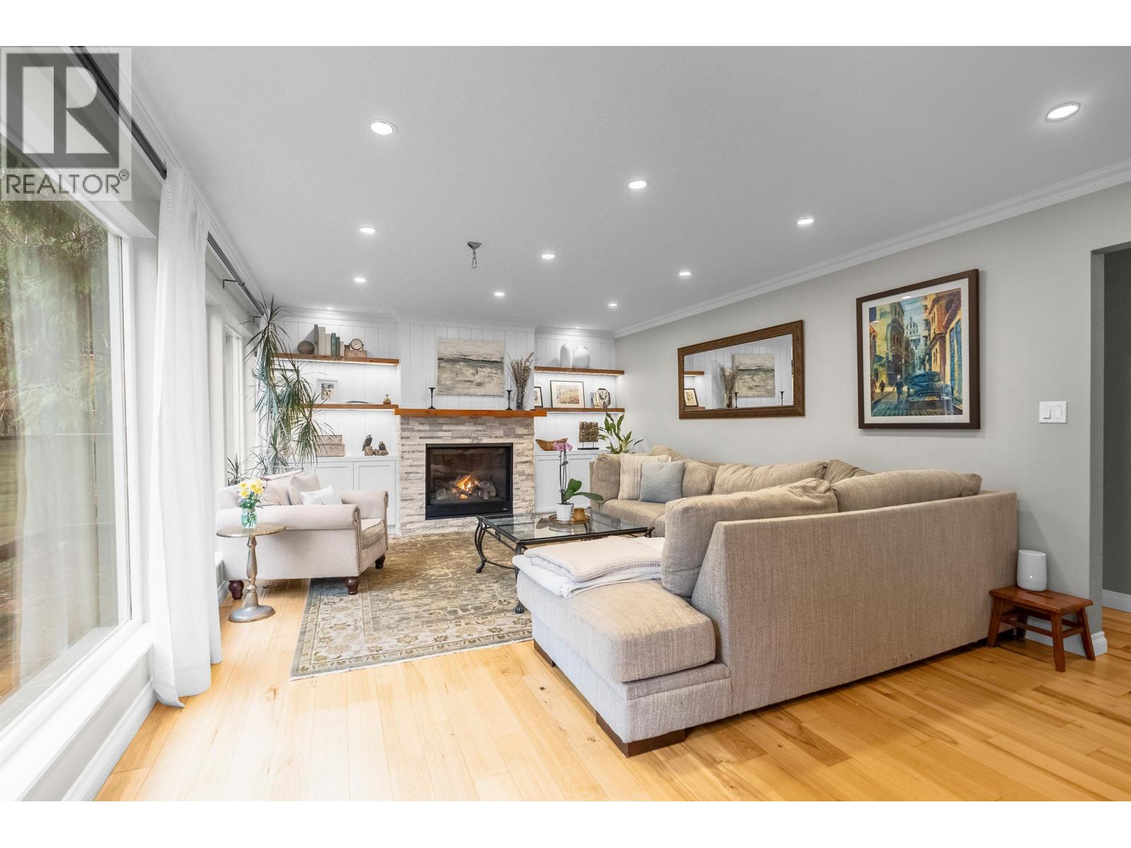 526 NEWDALE PLACE, West Vancouver
