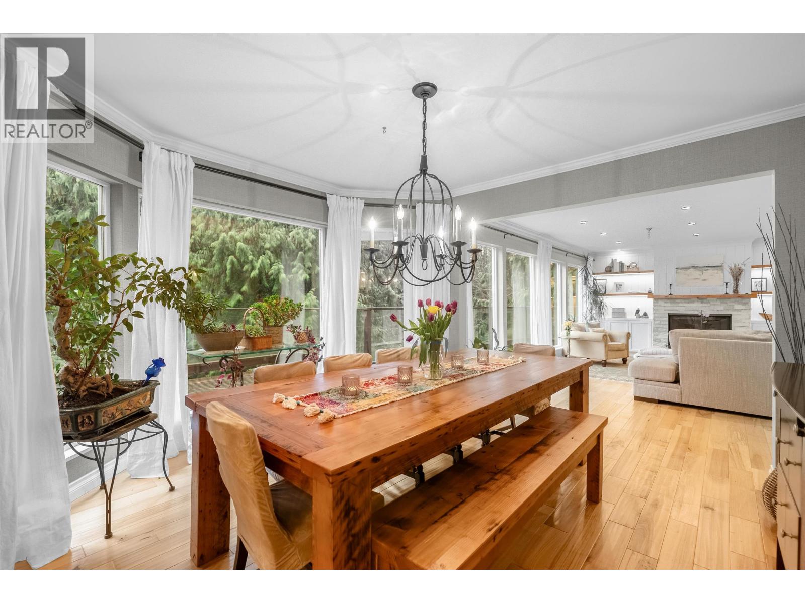 526 NEWDALE PLACE, West Vancouver