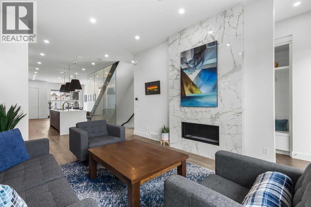 Single Family House for Sale in   Street NW Parkdale Calgary 