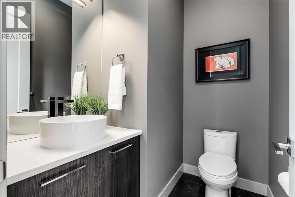 Single Family House for Sale in   Street NW Parkdale Calgary 