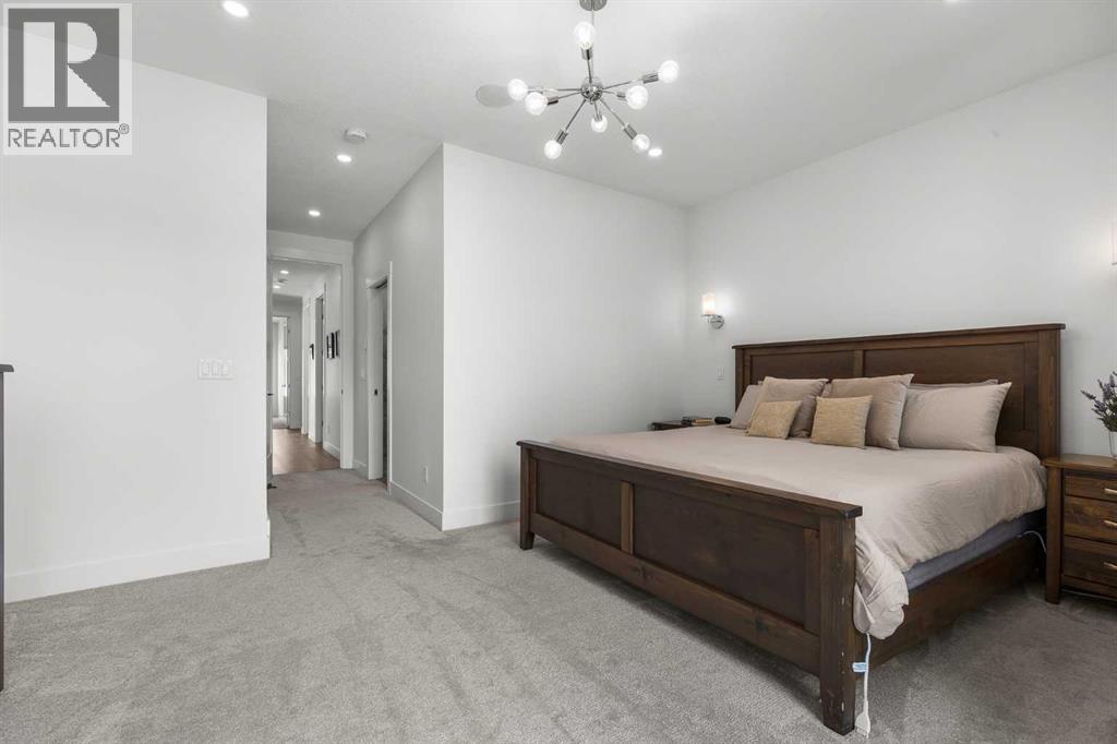 Single Family House for Sale in   Street NW Parkdale Calgary 