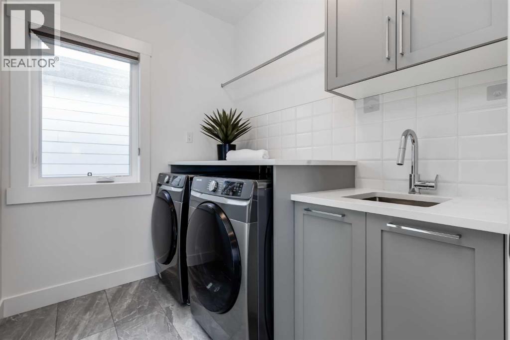 Single Family House for Sale in   Street NW Parkdale Calgary 