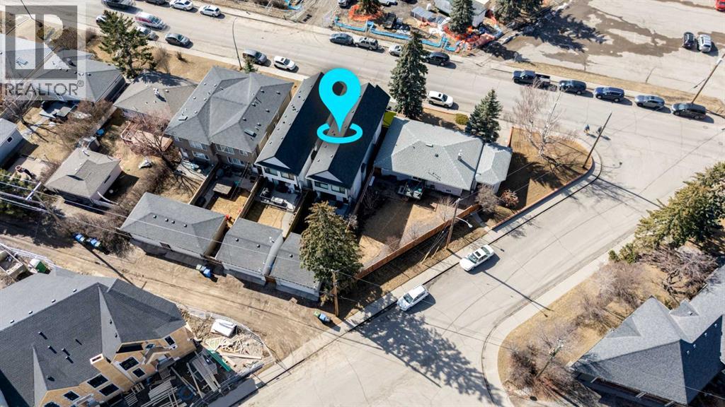 Single Family House for Sale in   Street NW Parkdale Calgary 