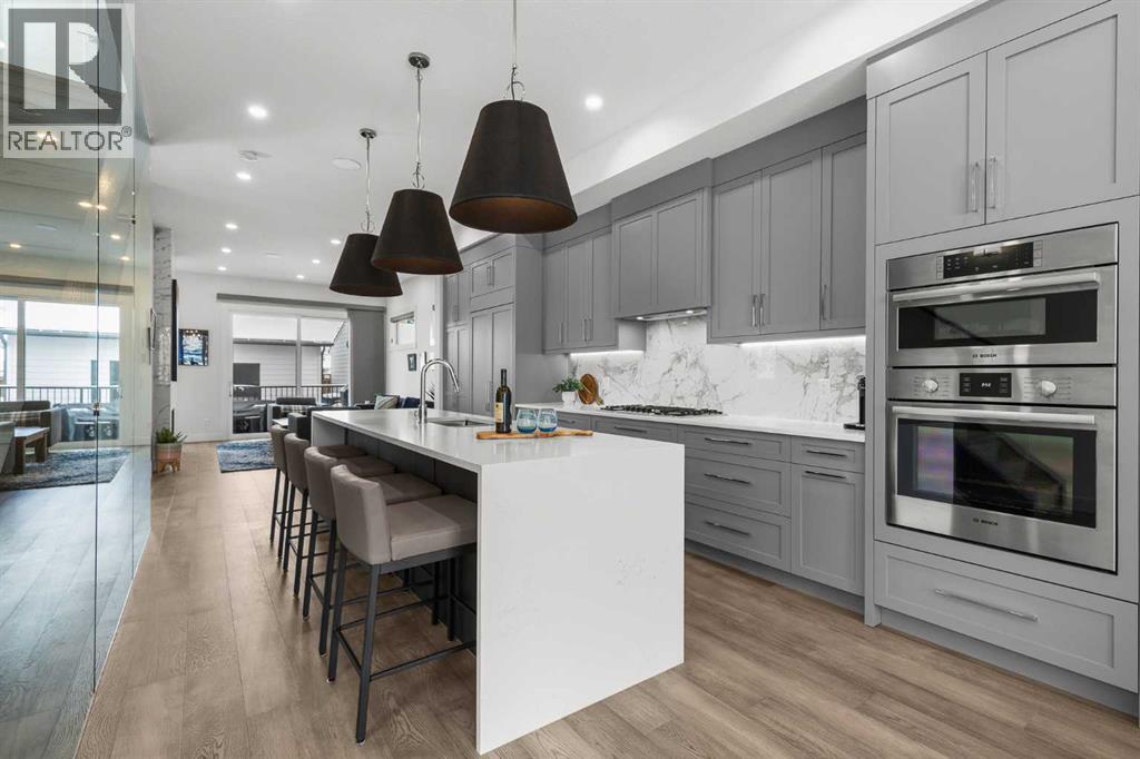 Single Family House for Sale in   Street NW Parkdale Calgary 