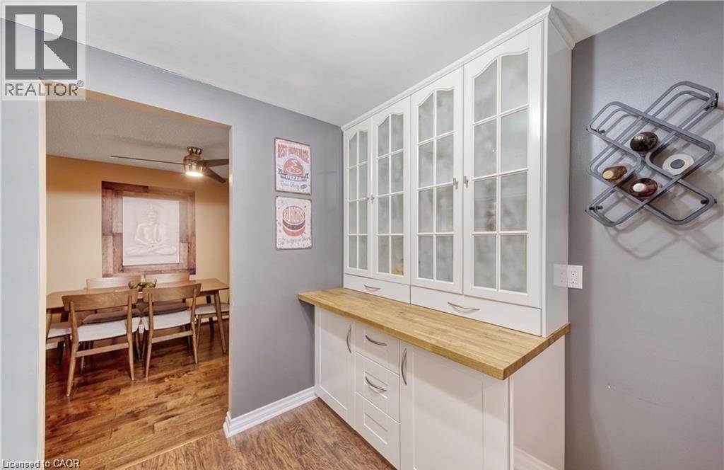 6 BARDADYN Court - 9