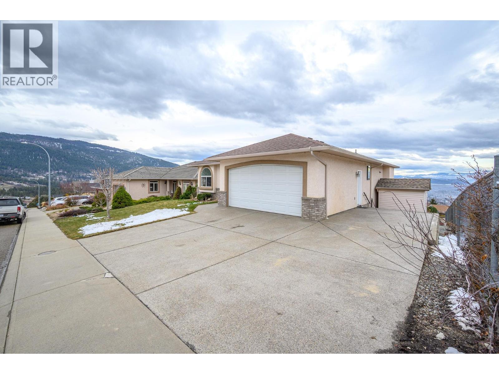 6776 Foothills Drive, Vernon