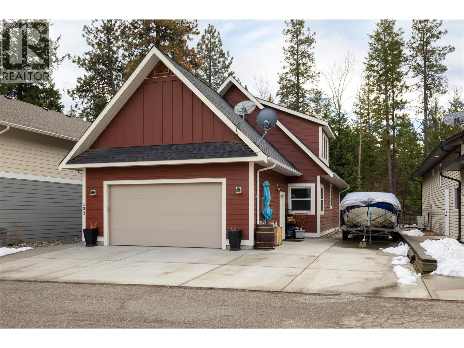 132 Falcon Avenue, Vernon