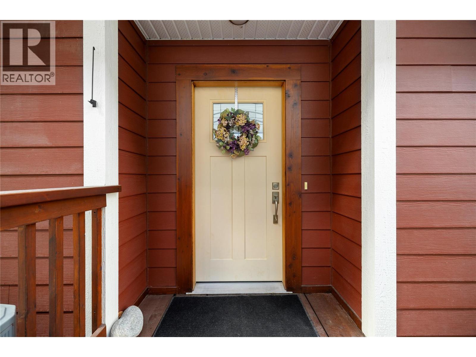 132 Falcon Avenue, Vernon