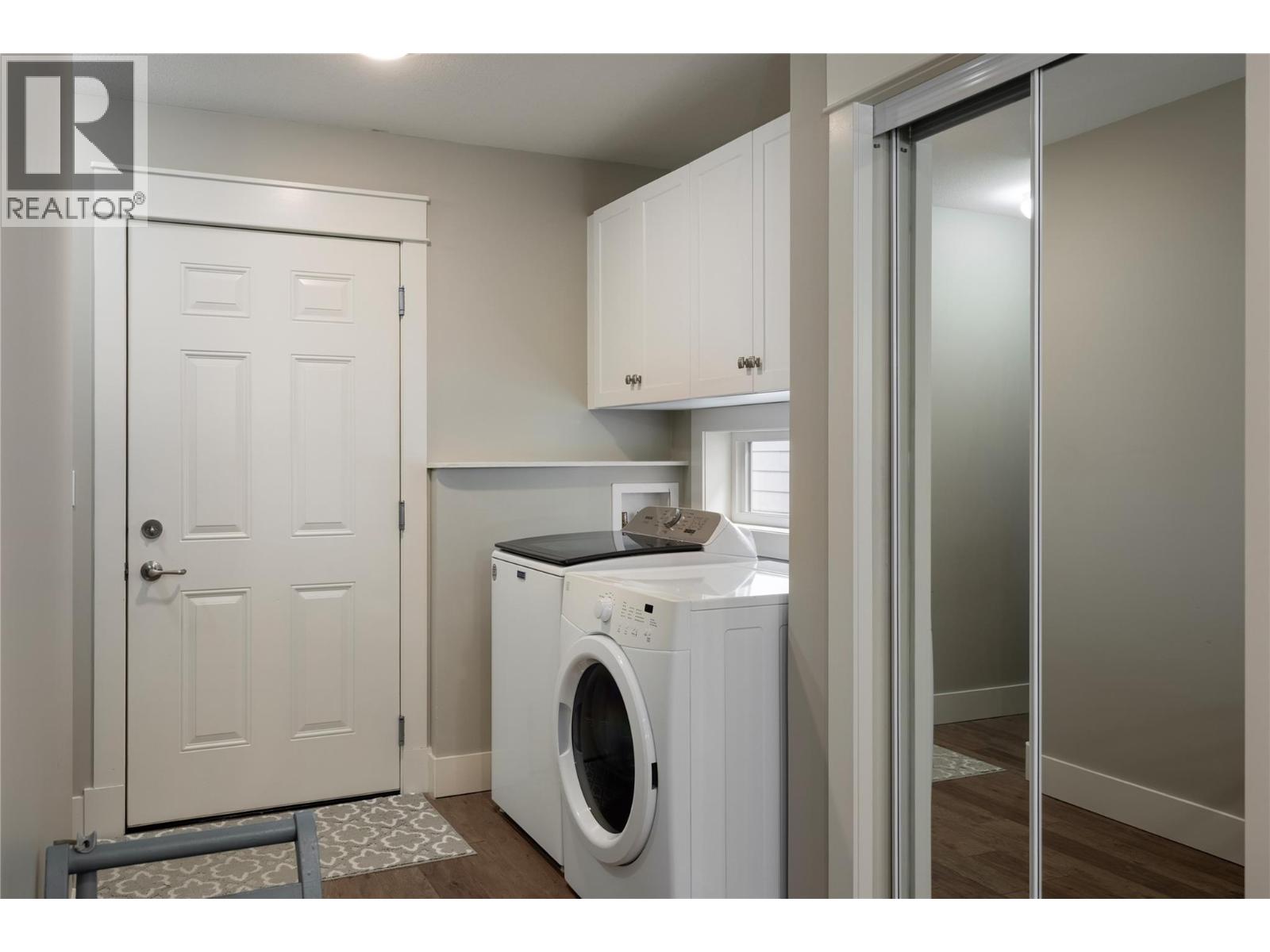 132 Falcon Avenue, Vernon