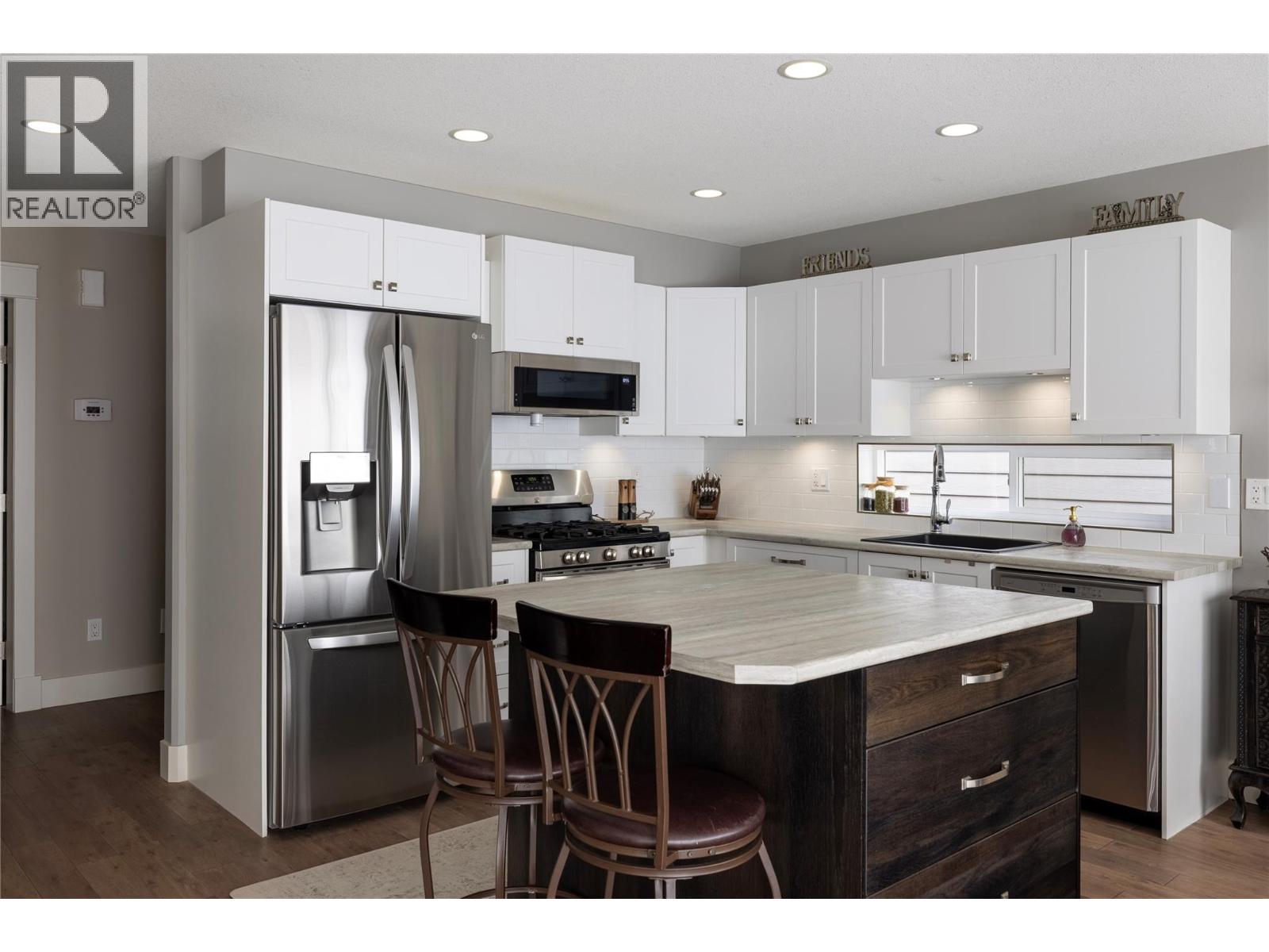 132 Falcon Avenue, Vernon