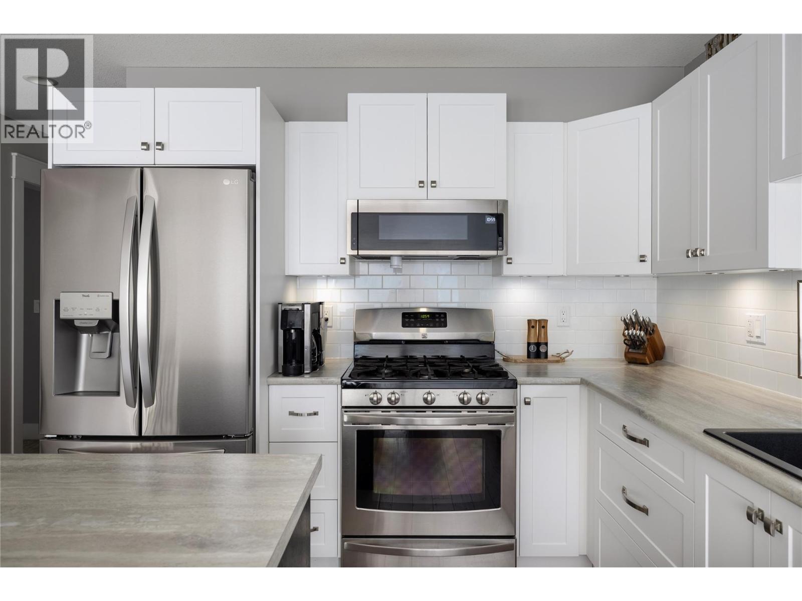 132 Falcon Avenue, Vernon