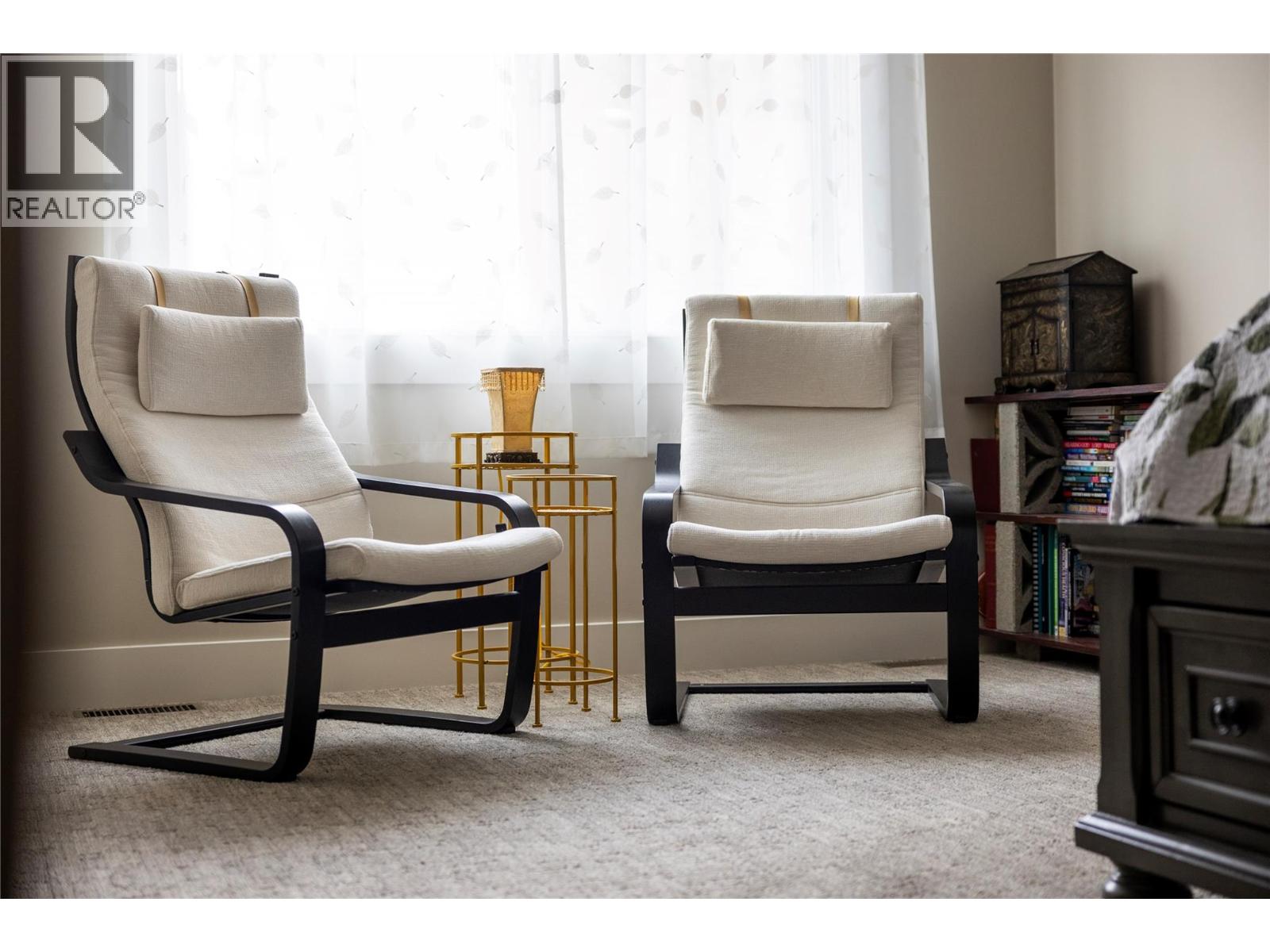 132 Falcon Avenue, Vernon