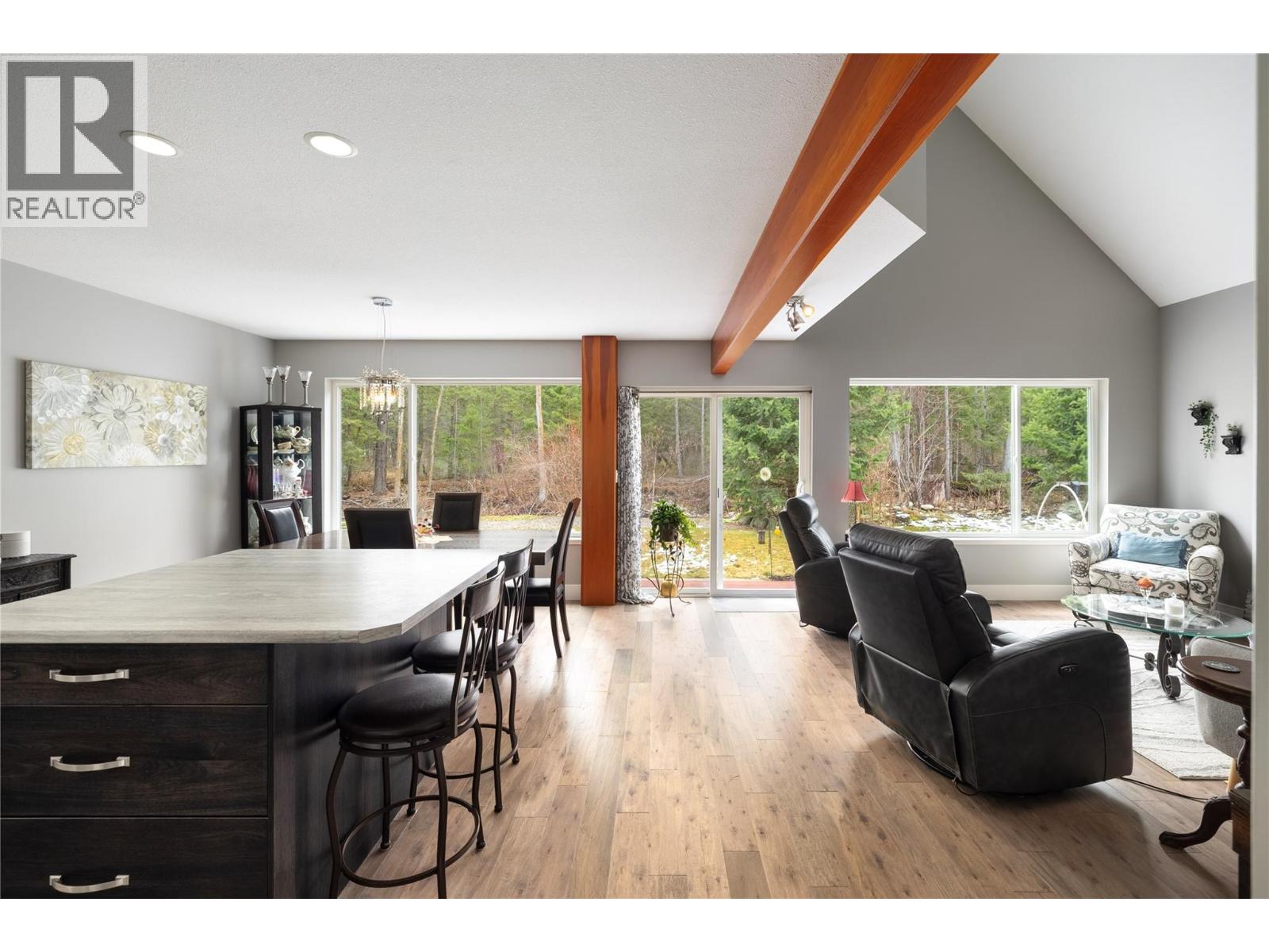 132 Falcon Avenue, Vernon