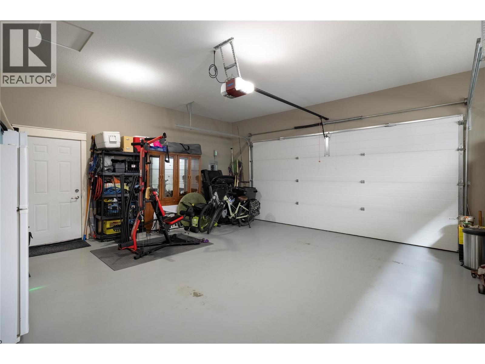 132 Falcon Avenue, Vernon