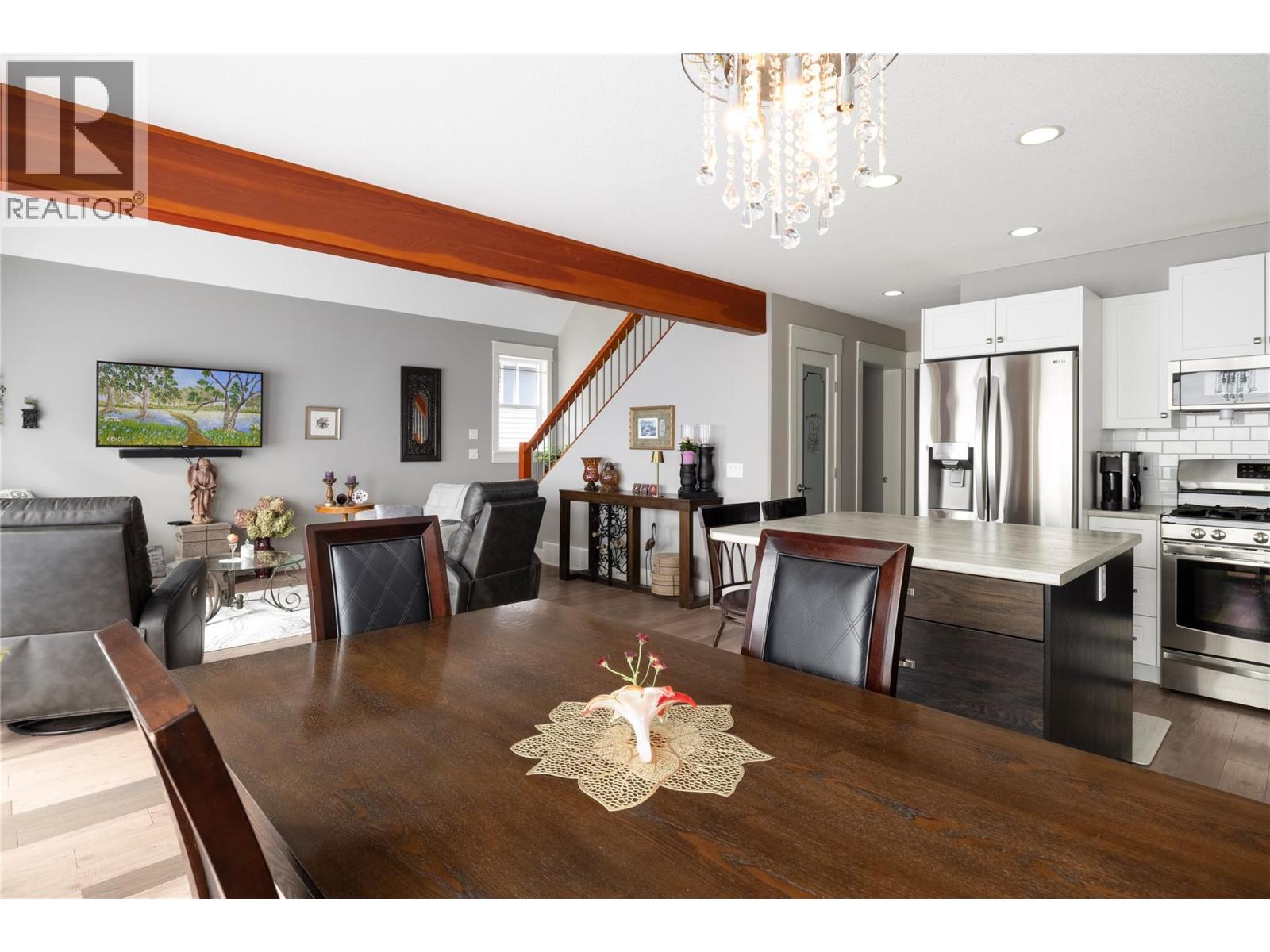 132 Falcon Avenue, Vernon