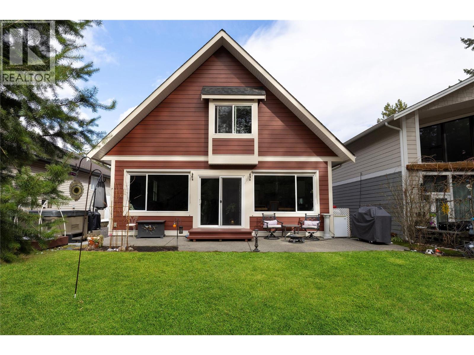 132 Falcon Avenue, Vernon