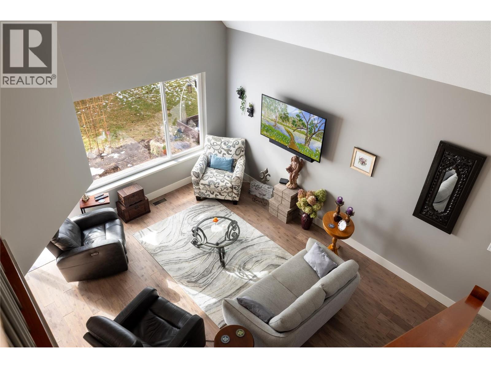 132 Falcon Avenue, Vernon