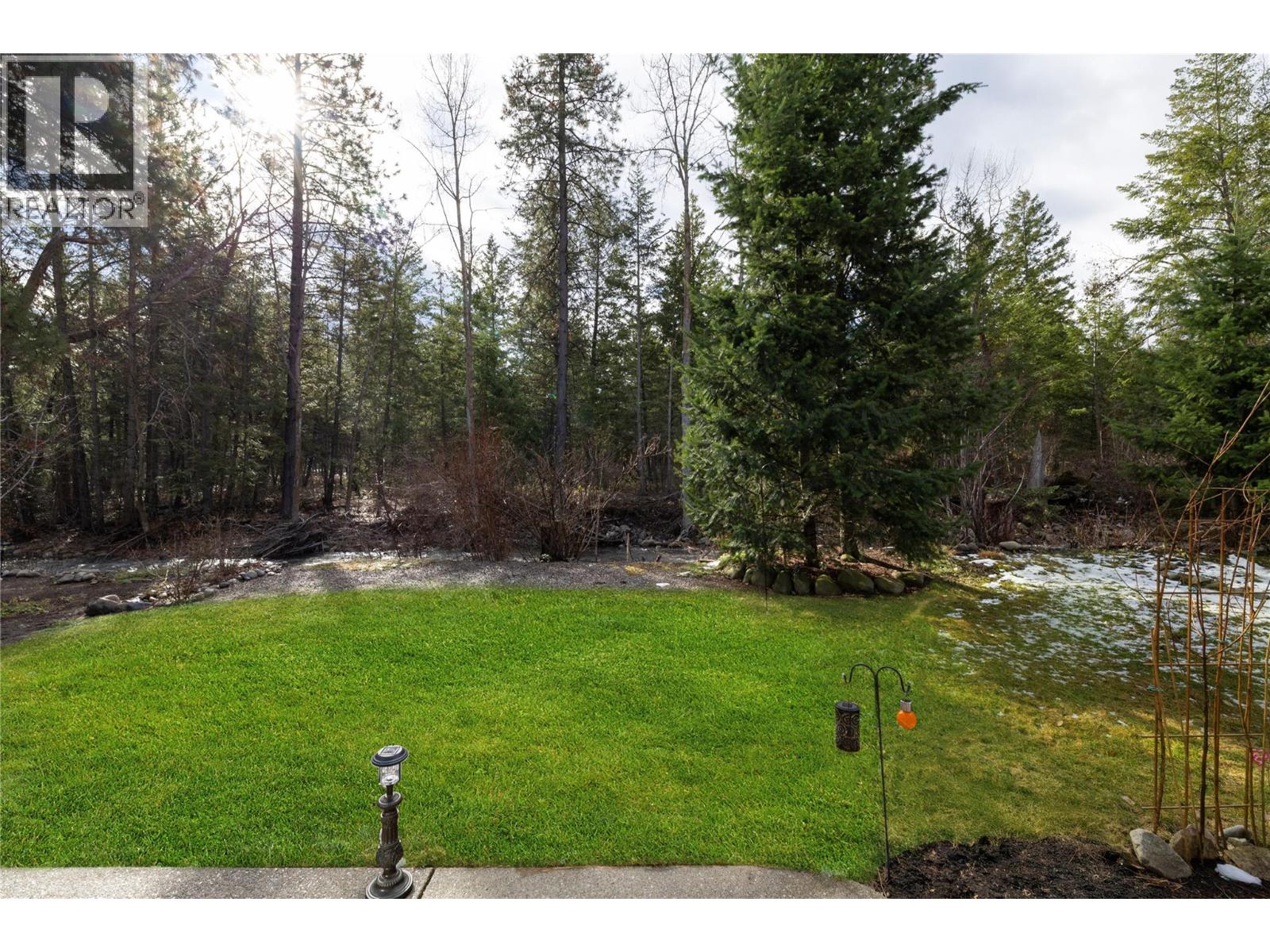 132 Falcon Avenue, Vernon