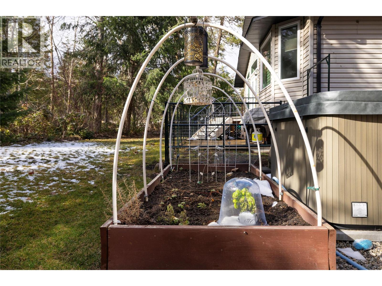 132 Falcon Avenue, Vernon