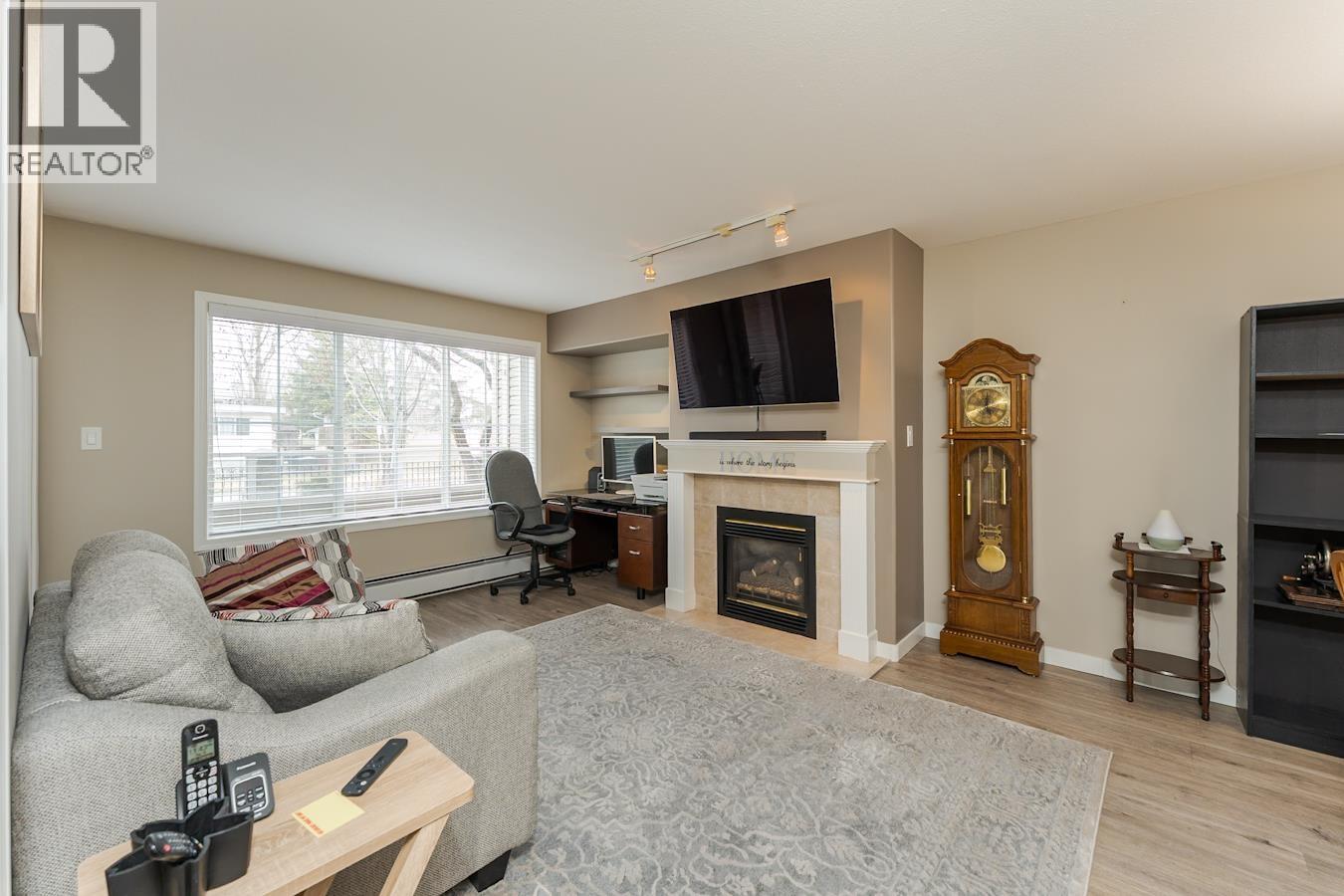 #108 2055 INGLEDEW STREET - 4