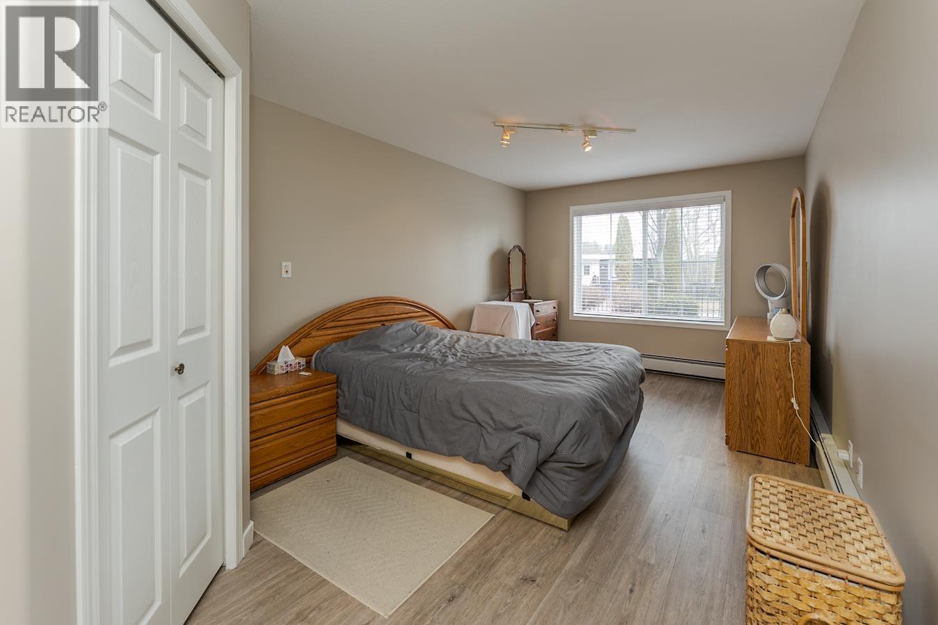 #108 2055 INGLEDEW STREET - 9