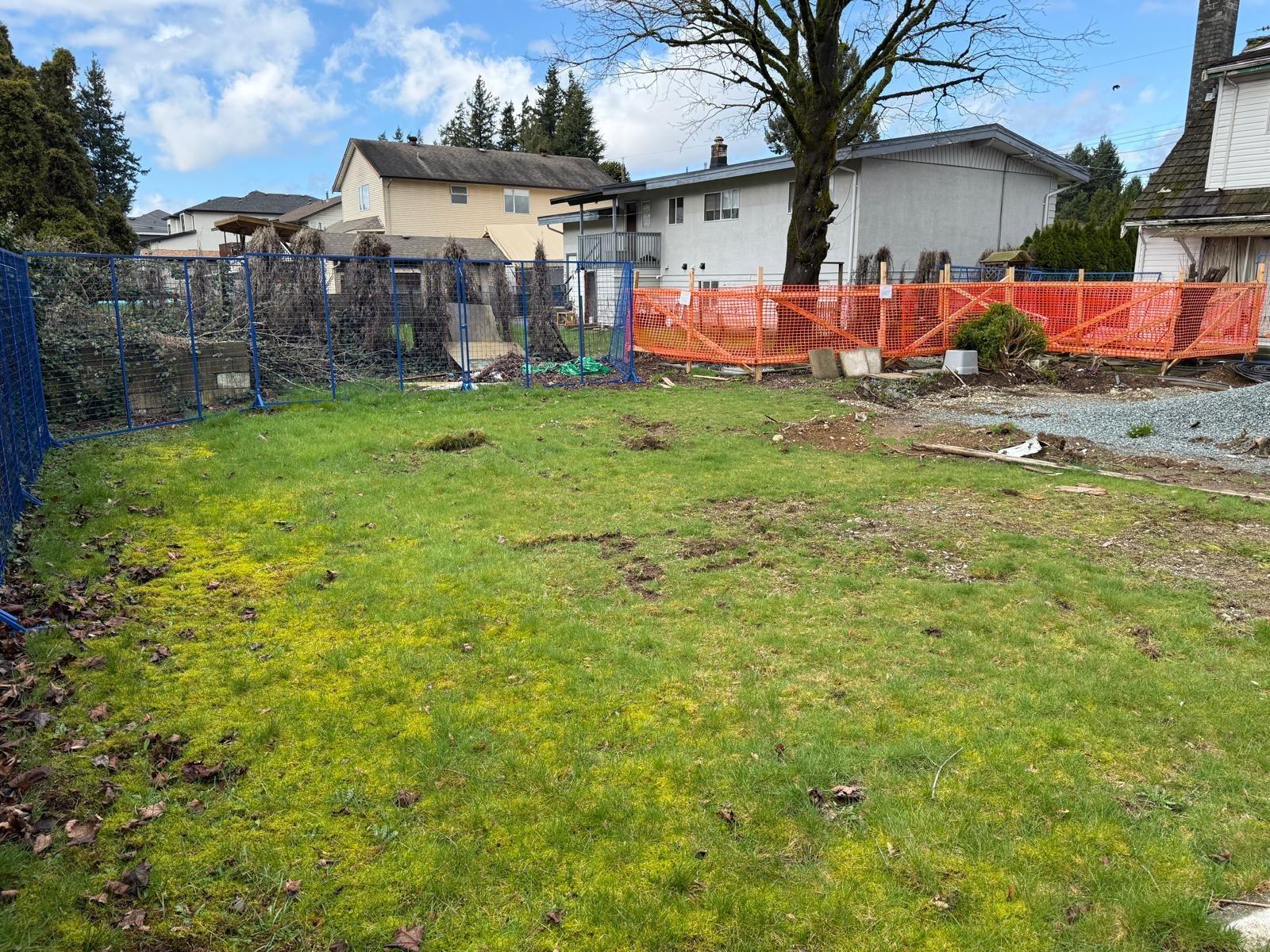 2285 MEADOWS Street - photo 2