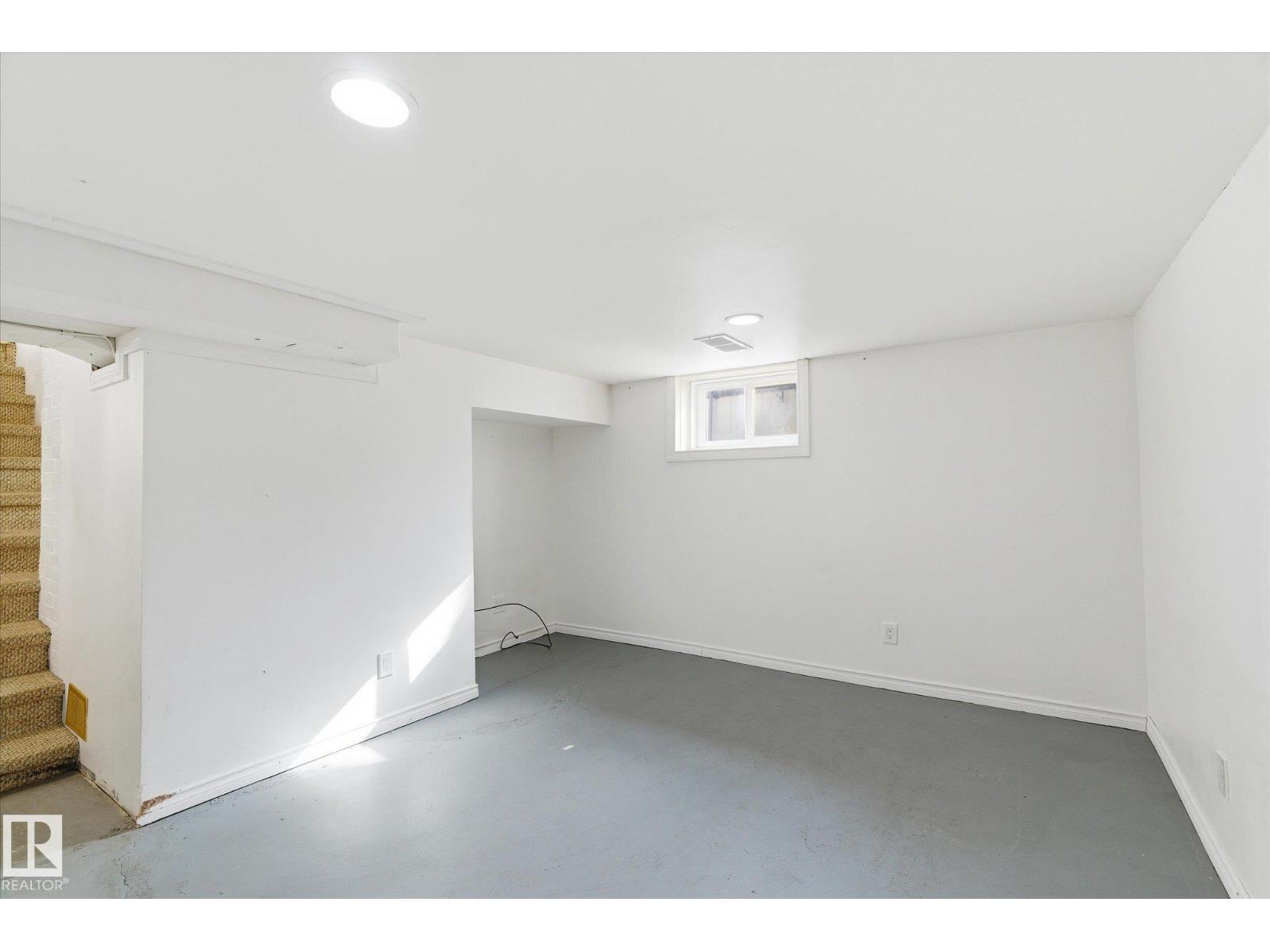 12821 122 ST NW - 20