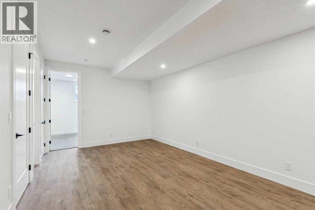 Single Family House for Sale in   Avenue SW South Calgary Calgary 