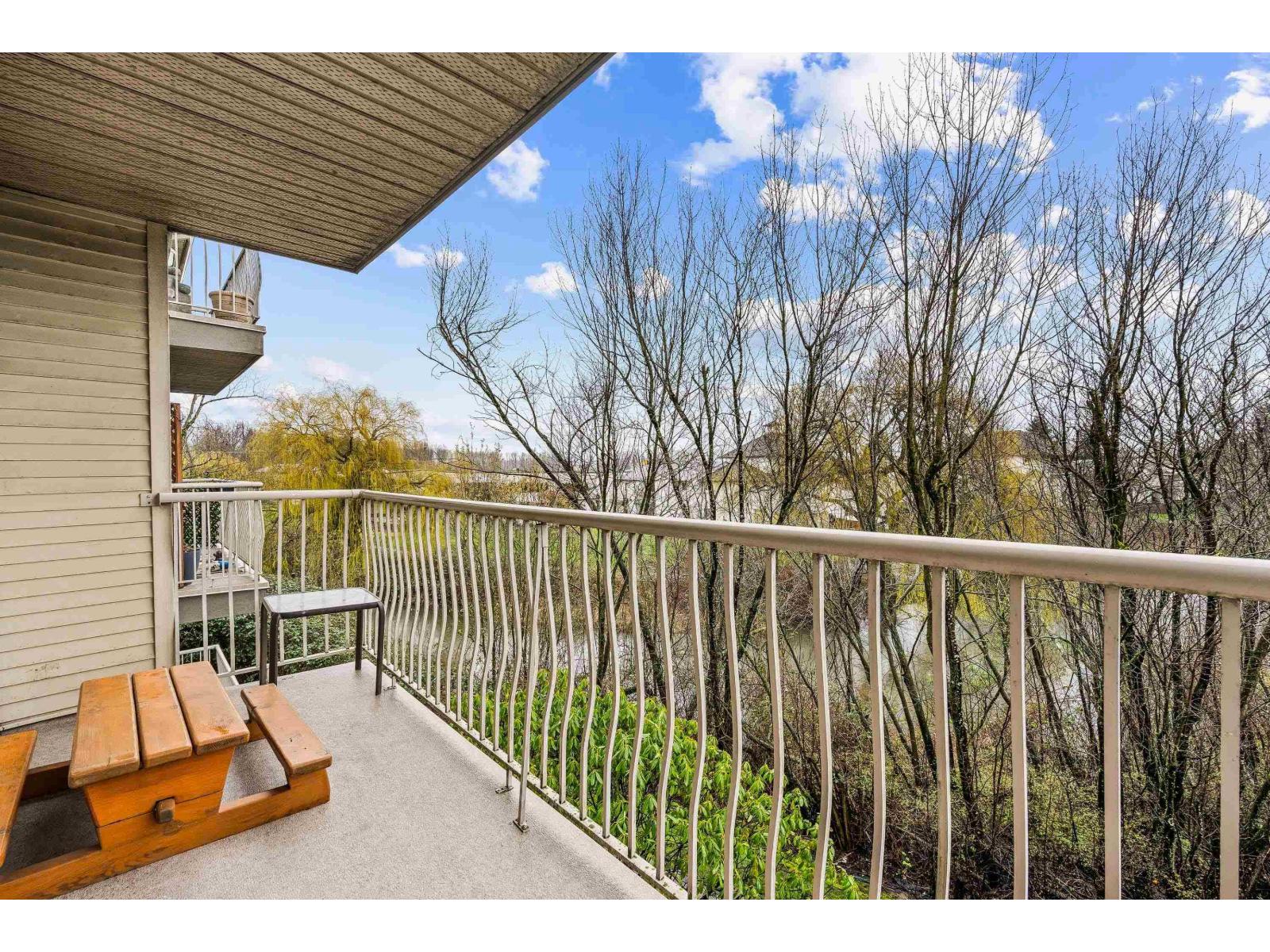 316 7694 EVANS Road - main photo