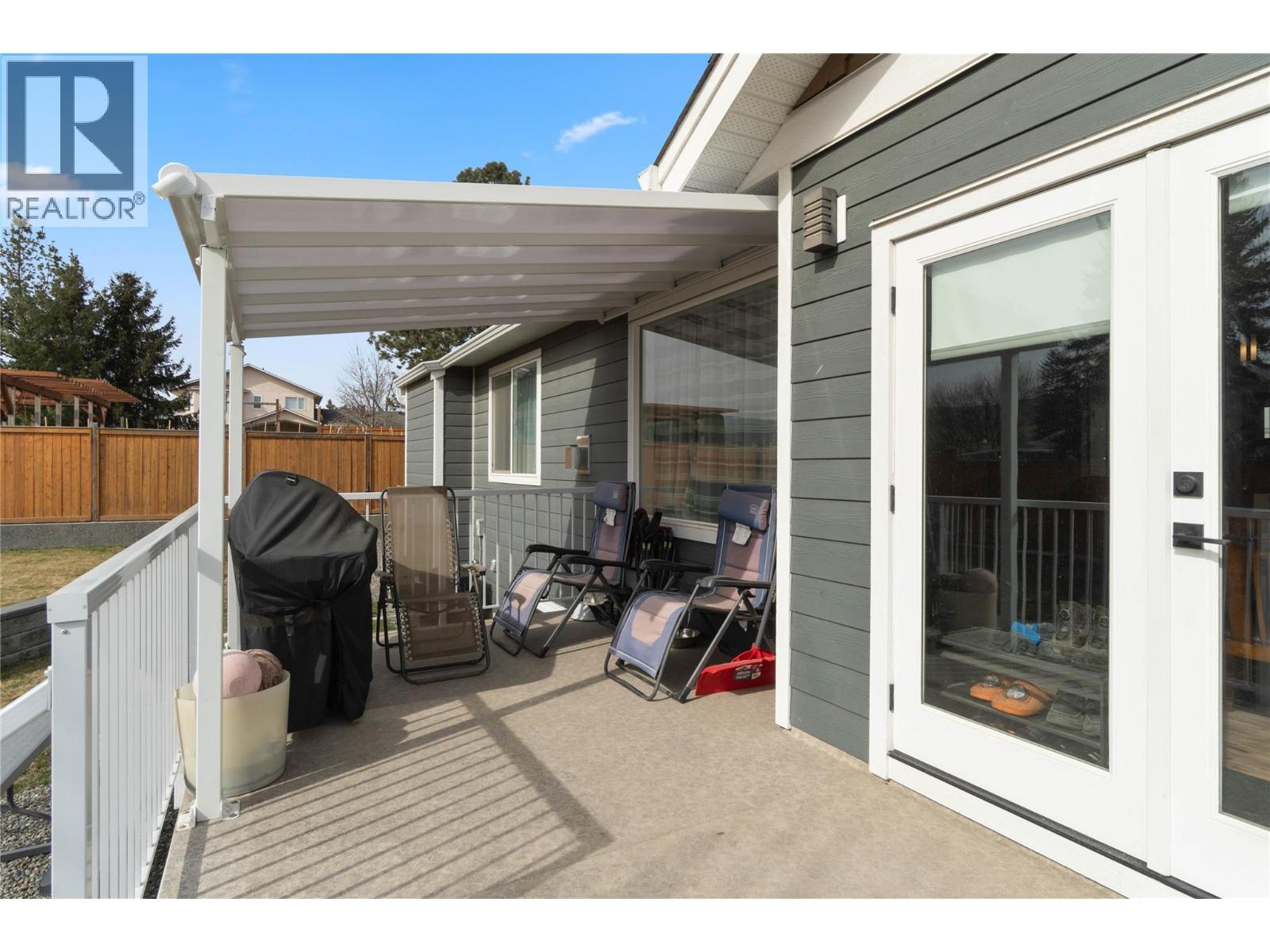 2567 YOUNG Avenue, Kamloops