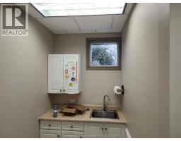 1789 Longwoods Road, Wardsville, ON N0L2N0 Photo 8