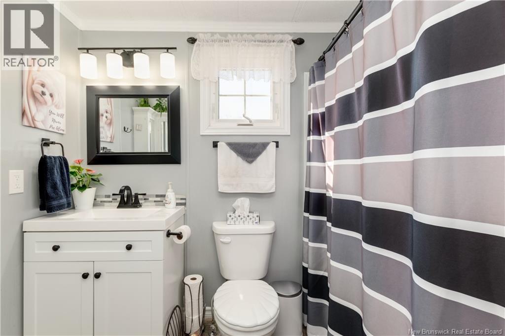 13 BLUE JAY STREET - 26