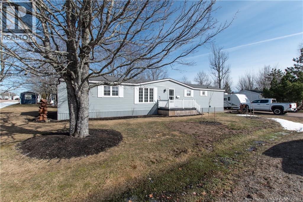 13 BLUE JAY STREET - 48