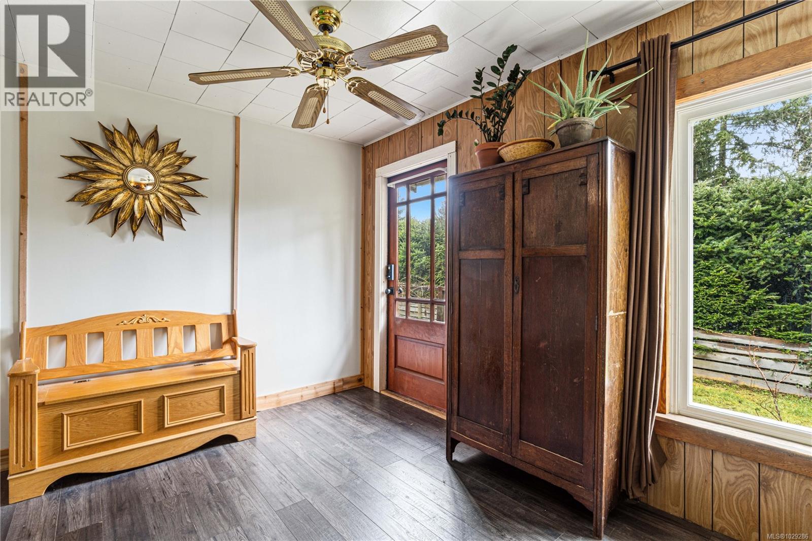 980 POPLAR WAY - Image 3