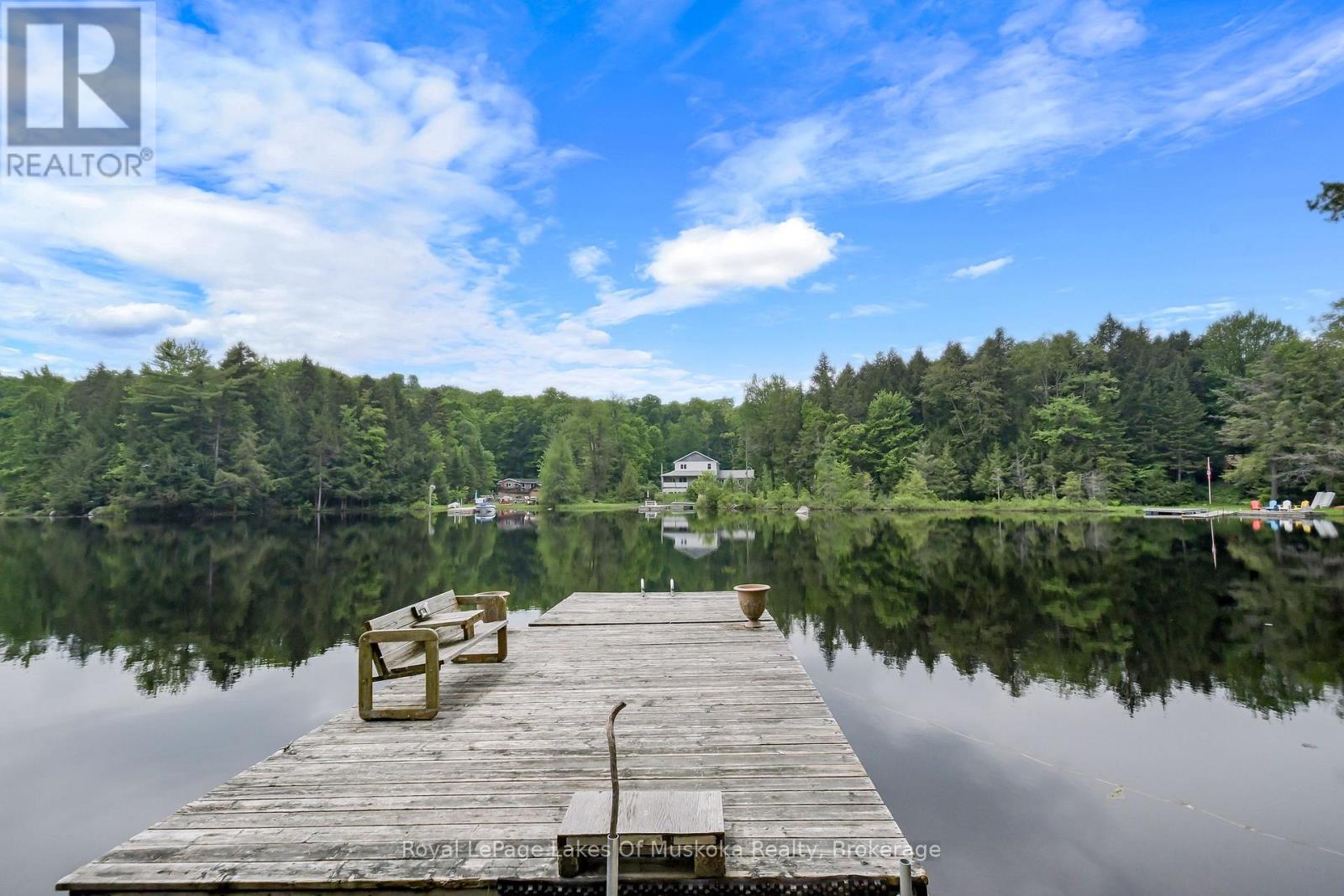 1019 LAKESHORE DRIVE N - 35