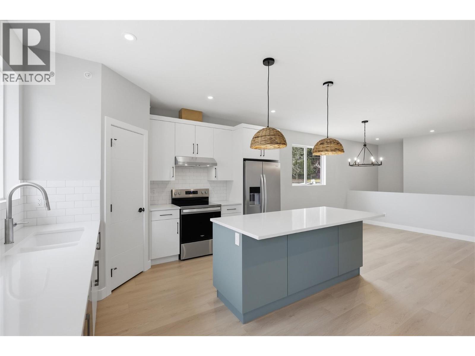 5870 DALLAS Drive, Kamloops