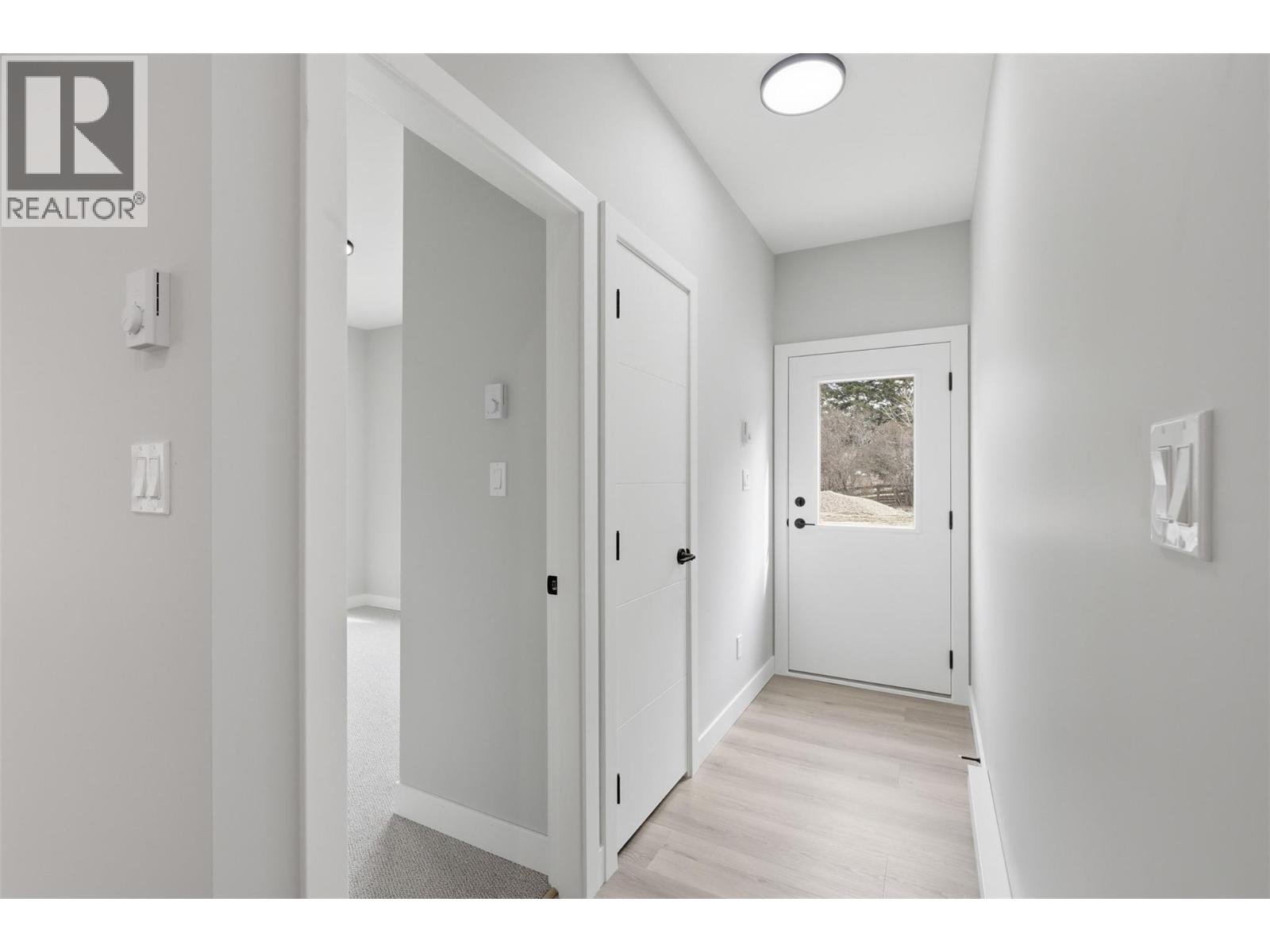 5870 DALLAS Drive, Kamloops