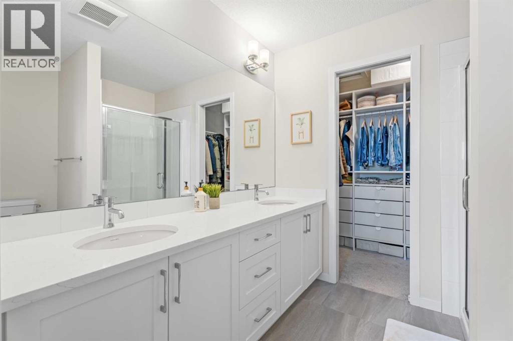 Single Family House for Sale in  Copperleaf Way SE Copperfield Calgary 