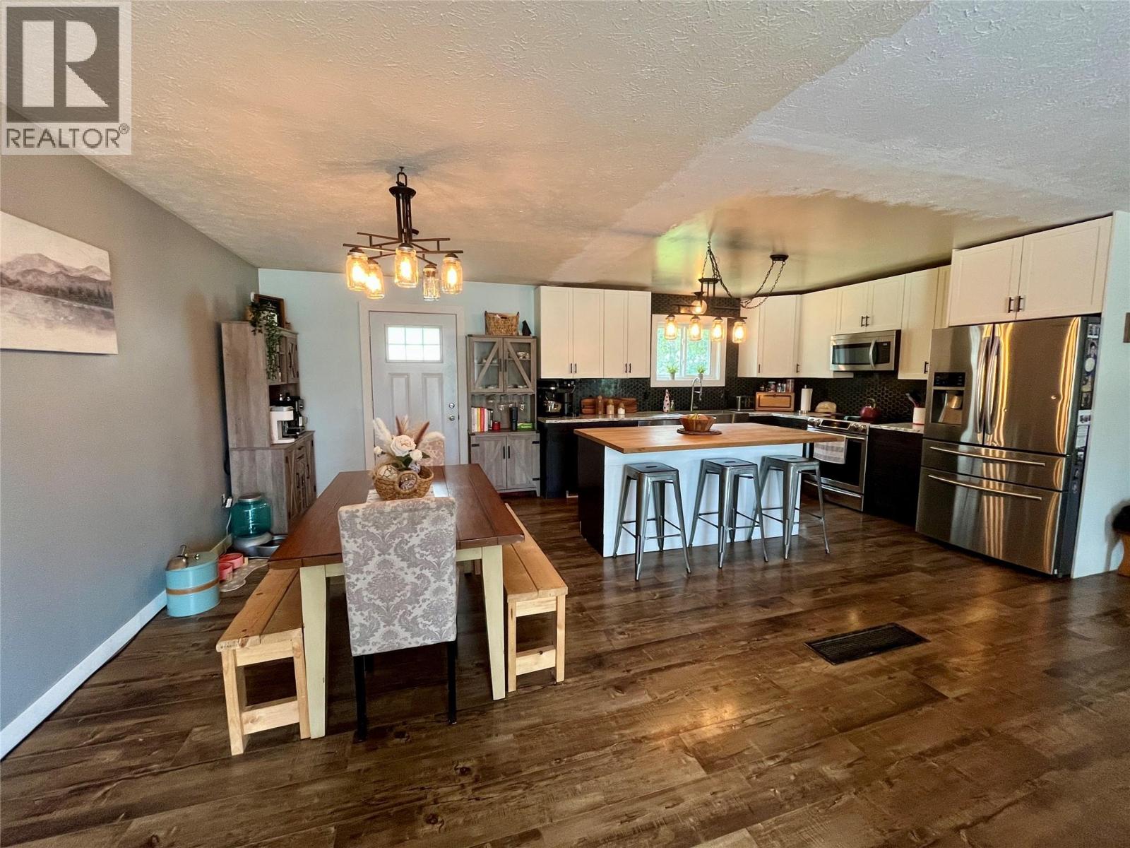 248 MURRAY DRIVE - 6