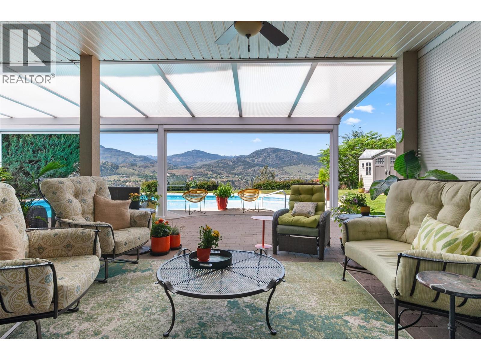 153 Apple Road, Okanagan Falls