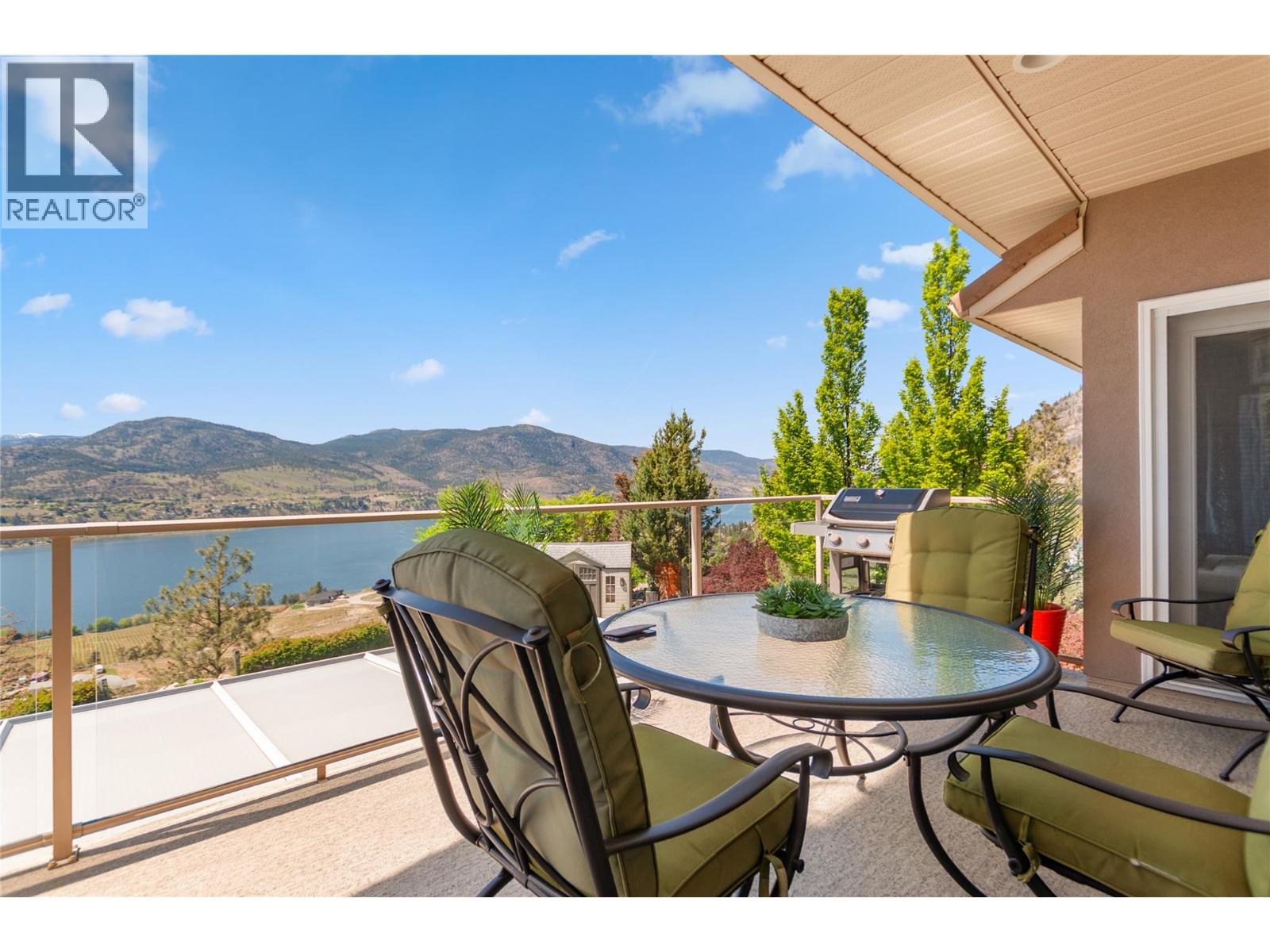 153 Apple Road, Okanagan Falls