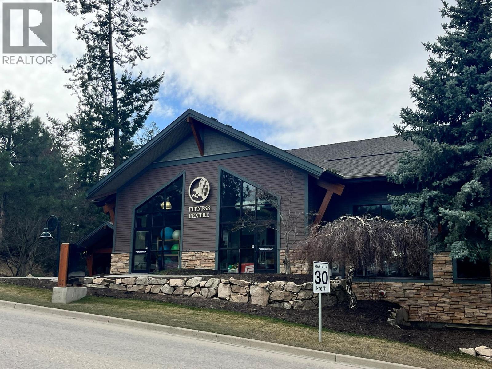 261 Dominion Way, Vernon