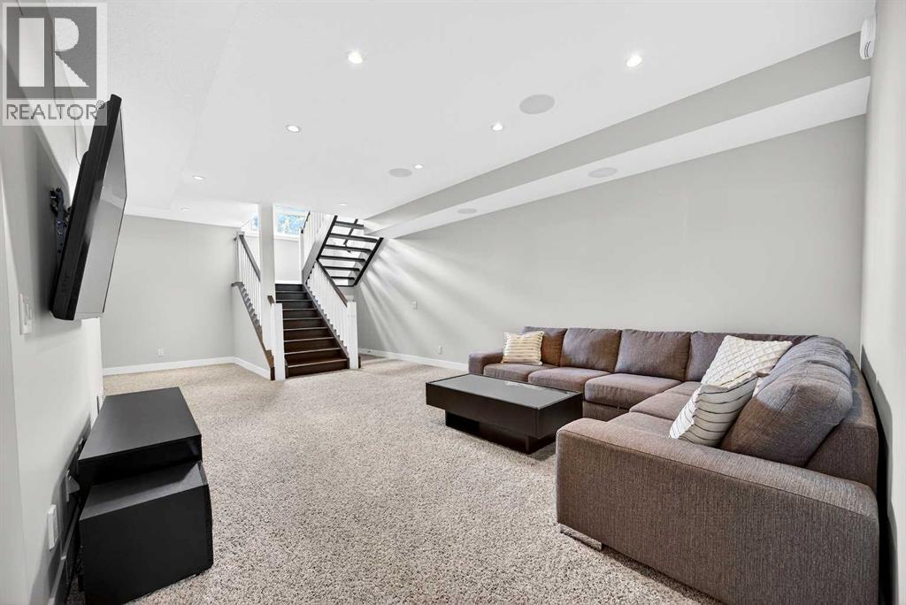 Single Family House for Sale in   Avenue NW Capitol Hill Calgary 