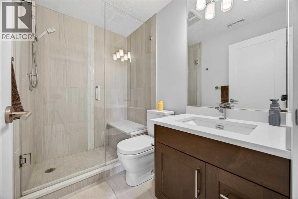 Single Family House for Sale in   Avenue NW Capitol Hill Calgary 