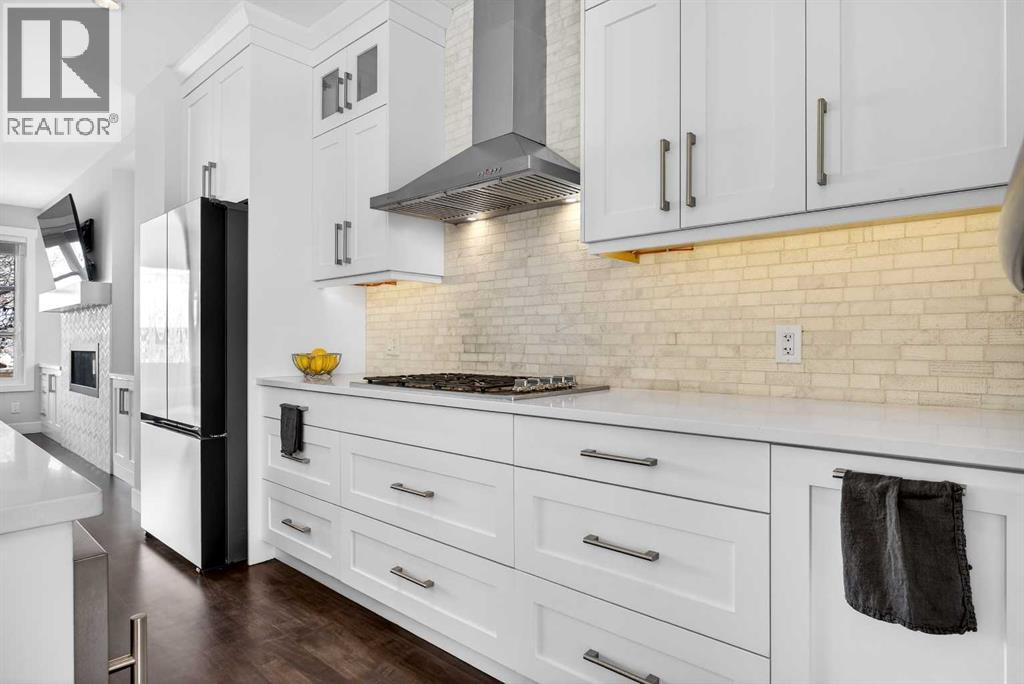 Single Family House for Sale in   Avenue NW Capitol Hill Calgary 