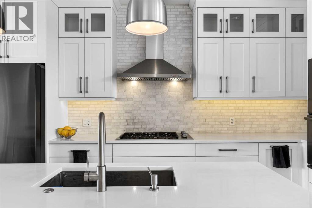 Single Family House for Sale in   Avenue NW Capitol Hill Calgary 